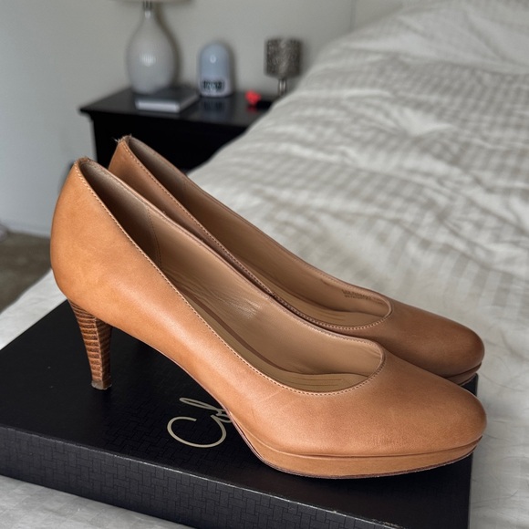 Cole Haan Women's Brown Leather Heels - Picture 3 of 4